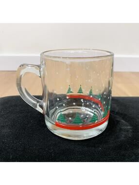 Vintage 1980s–1990s Libbey Christmas Tree Snow Glass Mug Holiday Drinkware